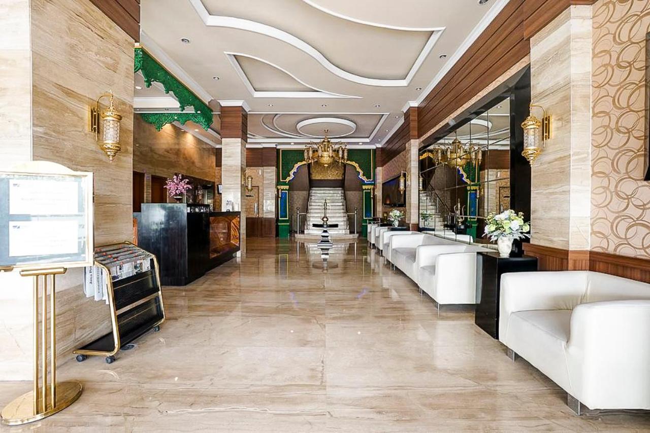 Oyo 289 Hotel Dalwa Syariah Пасуруан Экстерьер фото